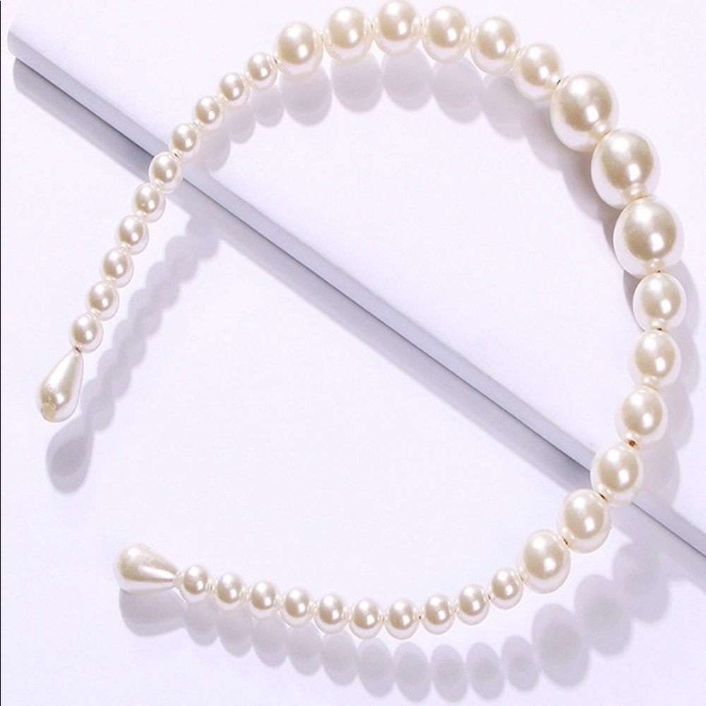 Pearl Headband